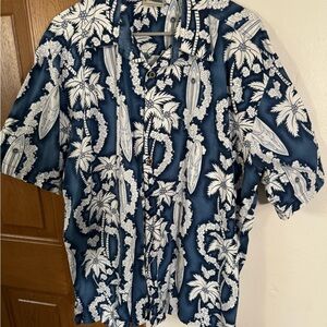 Blue and White Casual Button Down Shirt with Floral Print XL